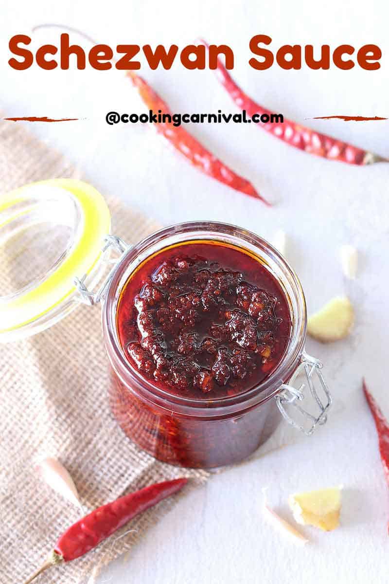 Schewan sauce with lemon slices, garlic and green chili